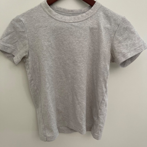 T shirt - Picture 2 of 2